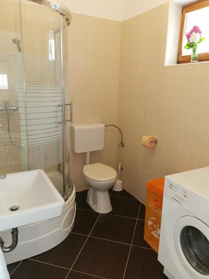 Apartments Darinka Πόρετς Εξωτερικό φωτογραφία