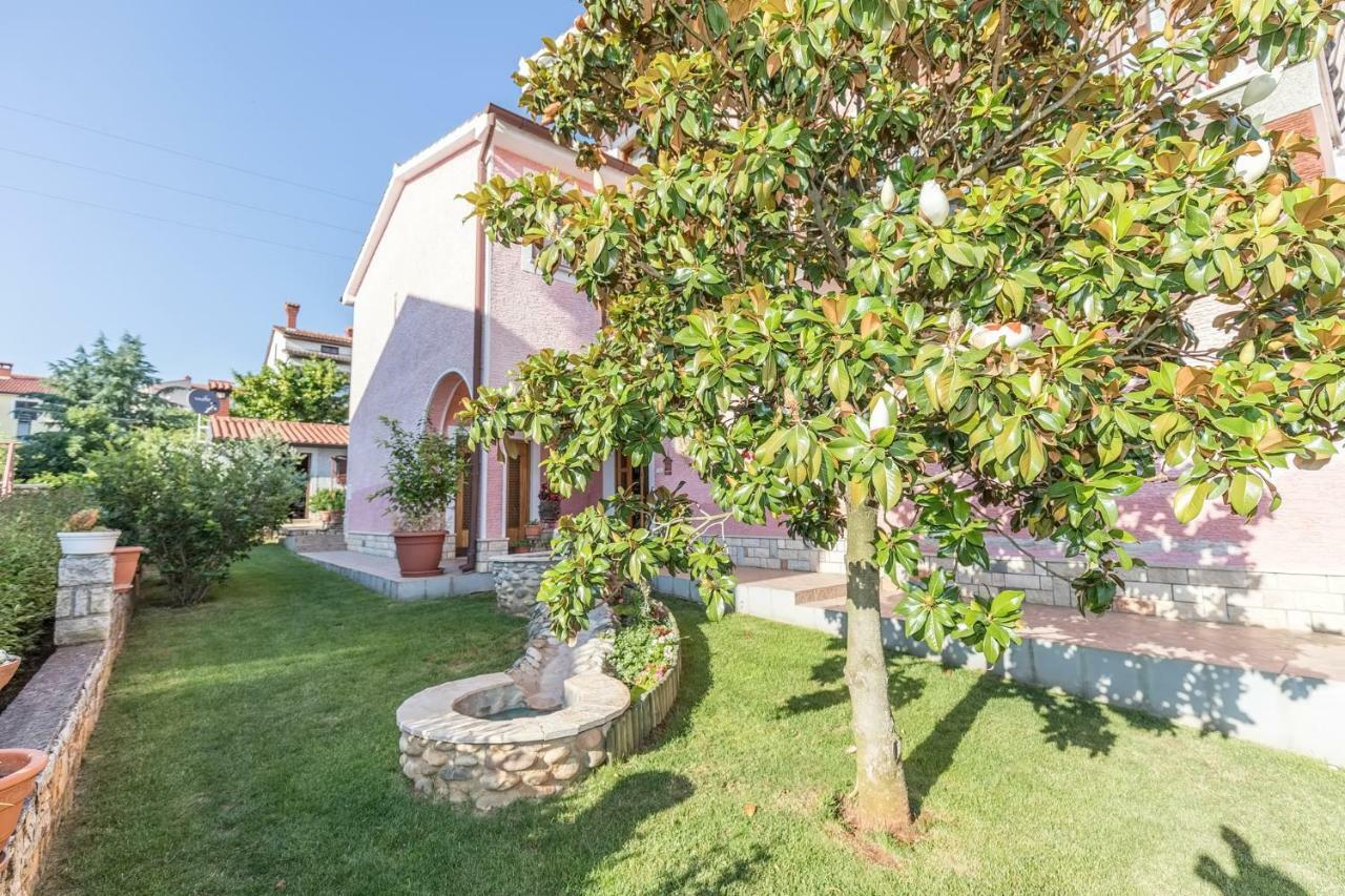 Apartments Darinka Πόρετς Εξωτερικό φωτογραφία