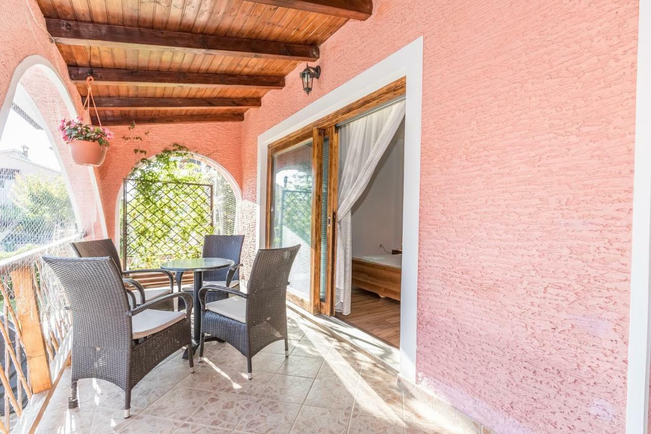 Apartments Darinka Πόρετς Εξωτερικό φωτογραφία
